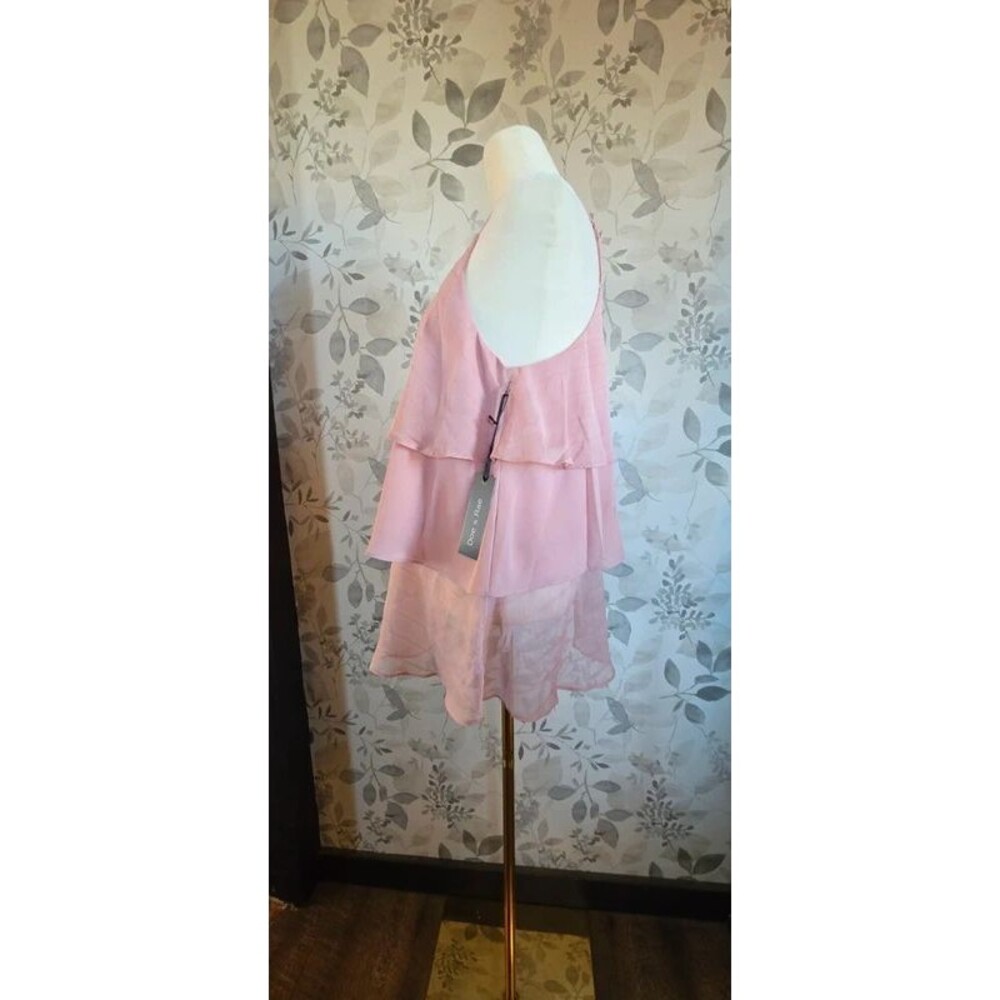 Doe & Rae- Size Medium- (NWT) - Picture 2 of 3